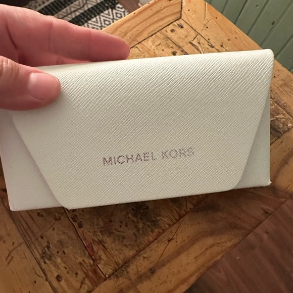 Black Square Sunglasses - Picture 3 of 5